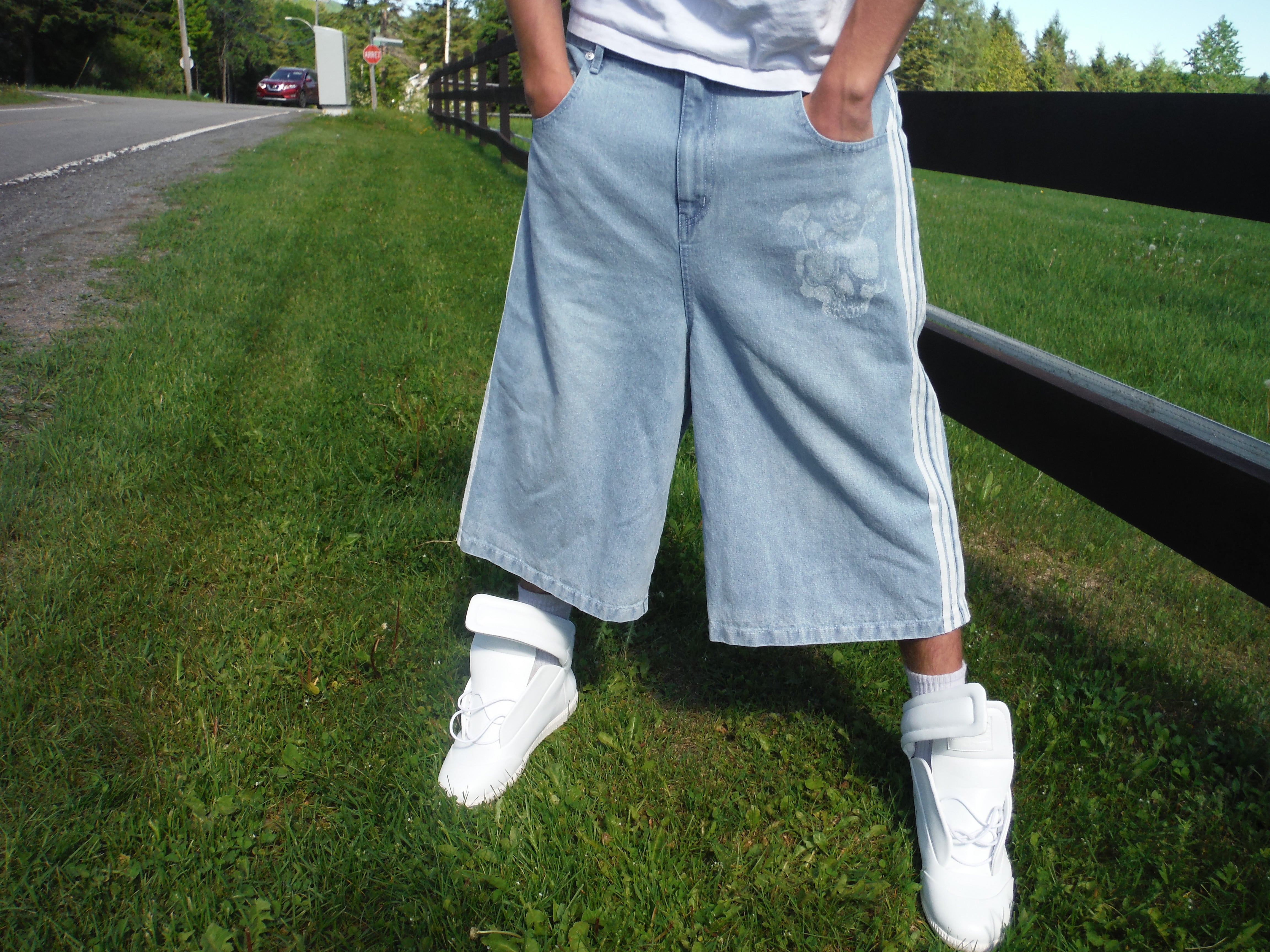 "Grave" Jorts